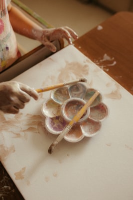 Photo by Ryu Orn on Unsplash β representative image for Teen Spring Break: DIY Mini Gallery