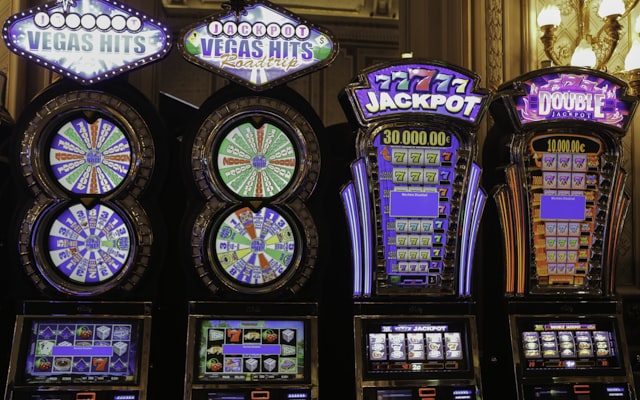 Photo by Amit Lahav on Unsplash — representative image for Harrah’s Las Vegas