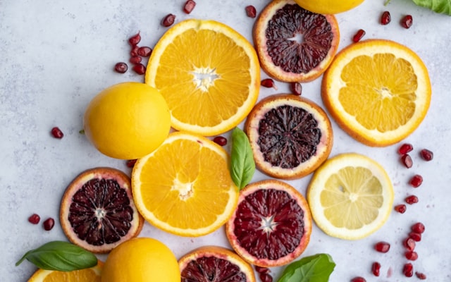 Photo by Anna Jakutajc-Wojtalik on Unsplash — representative image for Farmers Market Of Medina County
