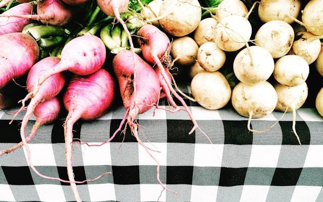 Photo by Meg Jenson on Unsplash — representative image for Old - Town Farmers' Market