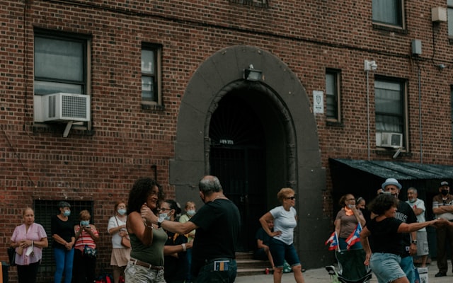 Photo by Mélissa Jeanty on Unsplash — representative image for El Picante Latin