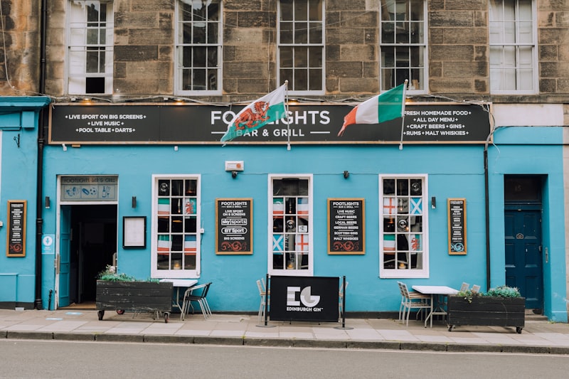 Photo by Humphrey M on Unsplash β representative image for BEN WENDEL