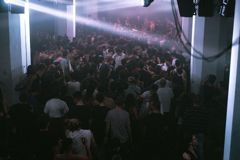 Photo by Laszlo Barta on Unsplash β representative image for Q Nightclub