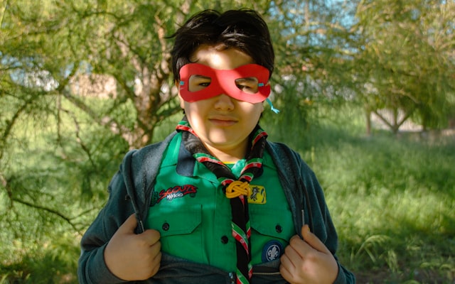 Photo by Andrea Sánchez on Unsplash — representative image for Free Little Art Gallery (FLAG) Ribbon Cutting (Girl Scouts)