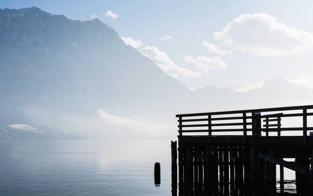 Photo by Daniel on Unsplash — representative image for Fleming's Prime Steakhouse & Wine Bar